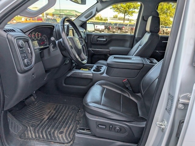 2019 Chevrolet Silverado 1500 LTZ photo 2