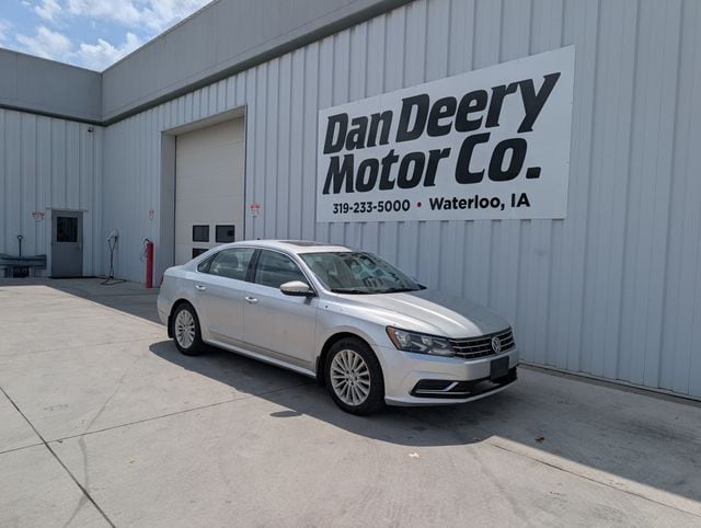 2017 Volkswagen Passat 1.8T SE Auto's photo
