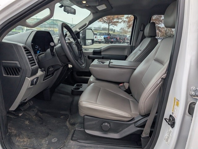 2018 Ford F-250 photo 2