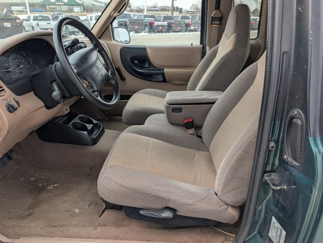 Used 1999 Mazda B-Series SE with VIN 4F4ZR17V8XTM07536 for sale in Waterloo, IA