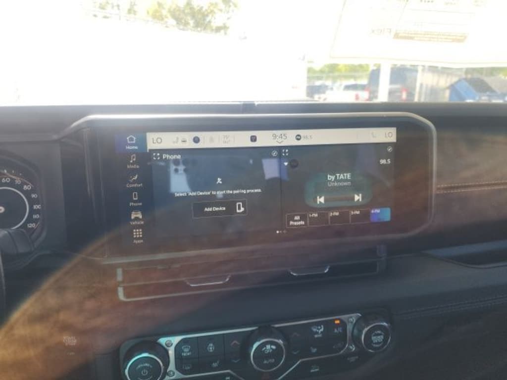 New 2026 Jeep Gladiator Sahara Pickup