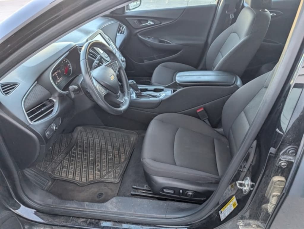 Certified 2017 Chevrolet Malibu LT Sedan