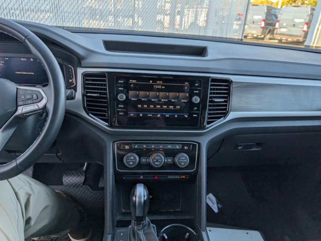 Certified 2023 Volkswagen Atlas 3.6L V6 SE w/Technology SUV