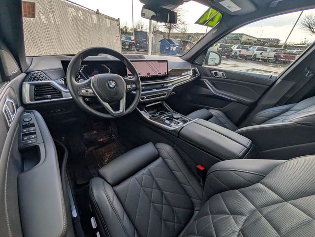 2024 BMW X5 8