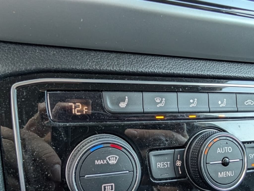 Certified 2023 Volkswagen Atlas 3.6L V6 SE w/Technology SUV