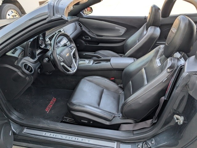 2012 Chevrolet Camaro SS photo 2