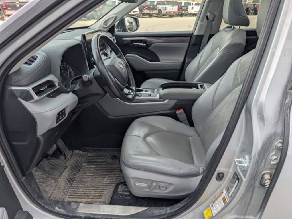 Certified 2021 Toyota Highlander Hybrid Platinum SUV