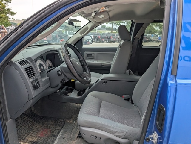 Used 2007 Dodge Dakota SLT with VIN 1D7HW42P37S230428 for sale in Waterloo, IA