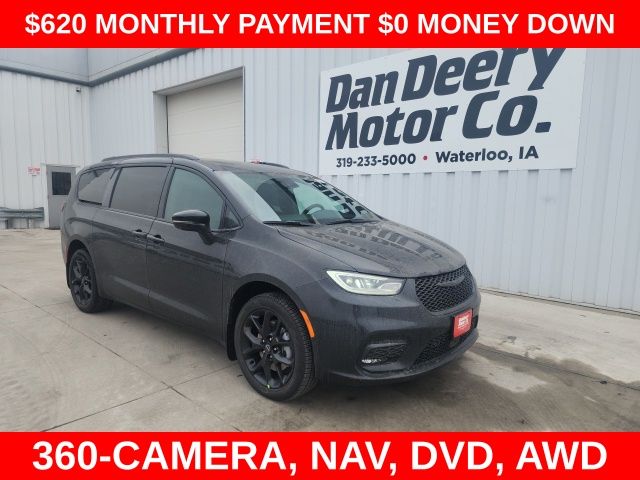 2026 Chrysler Pacifica Select AWD's photo