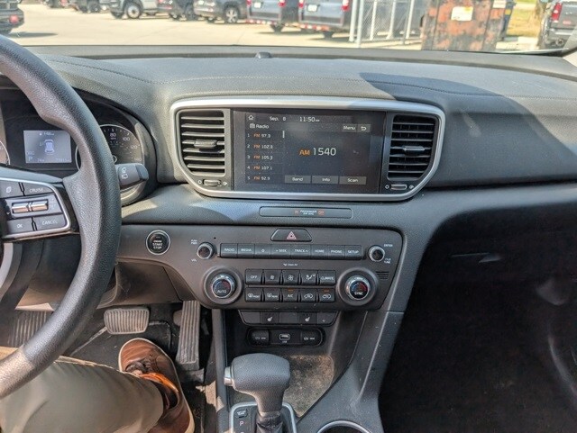 2022 Kia Sportage LX Value Edition photo 3