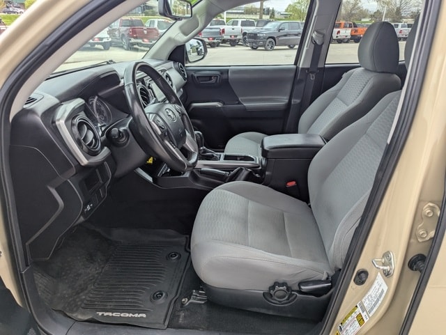 Certified 2017 Toyota Tacoma SR5 with VIN 3TMCZ5AN6HM048525 for sale in Waterloo, IA