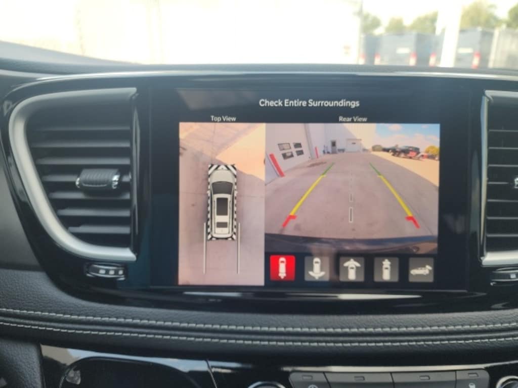 New 2026 Chrysler Pacifica Select Passenger Van