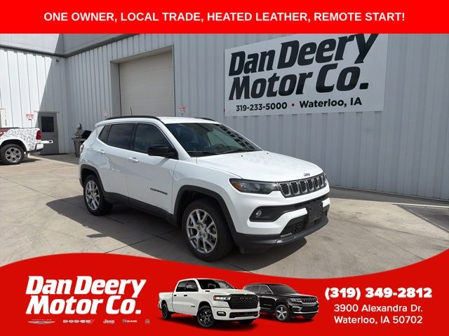 2024 Jeep Compass Latitude Lux 4X4's photo