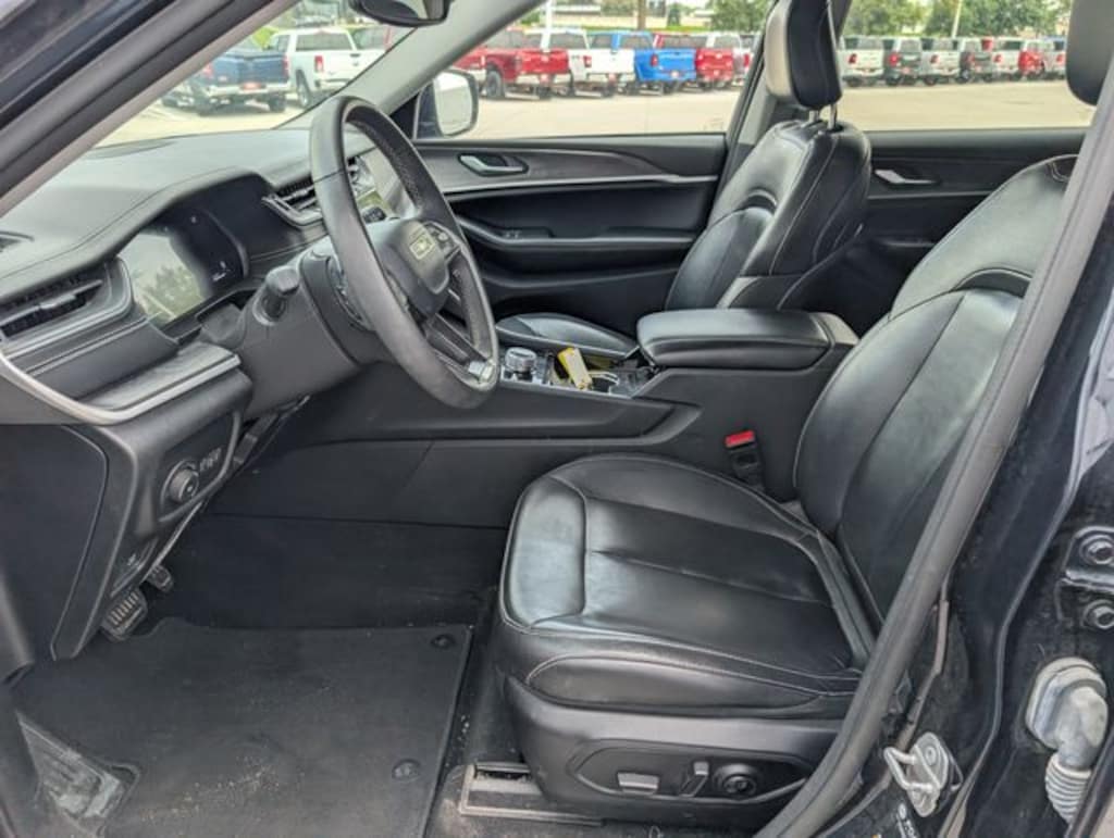 Used 2023 Jeep Grand Cherokee L Limited SUV