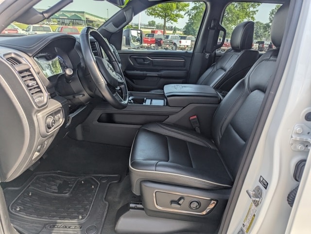 Used 2022 RAM Ram 1500 Pickup Limited with VIN 1C6SRFHT0NN455559 for sale in Waterloo, IA