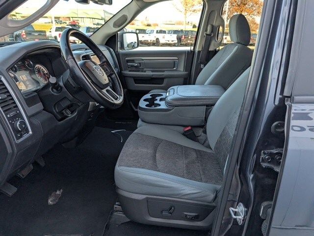 2018 Ram 1500 Big Horn photo 2