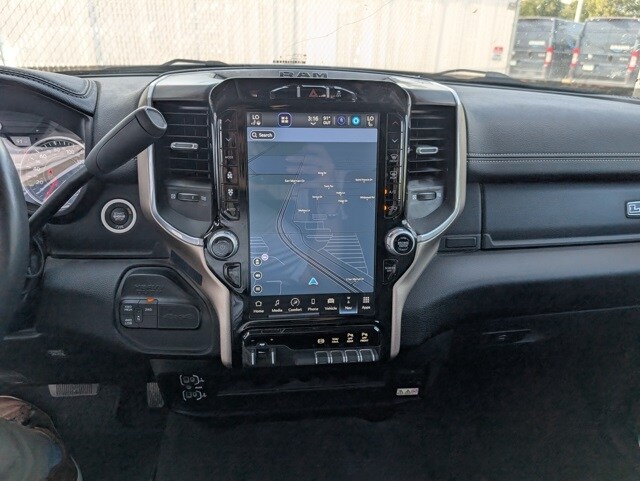 2024 Ram 2500 Laramie photo 3