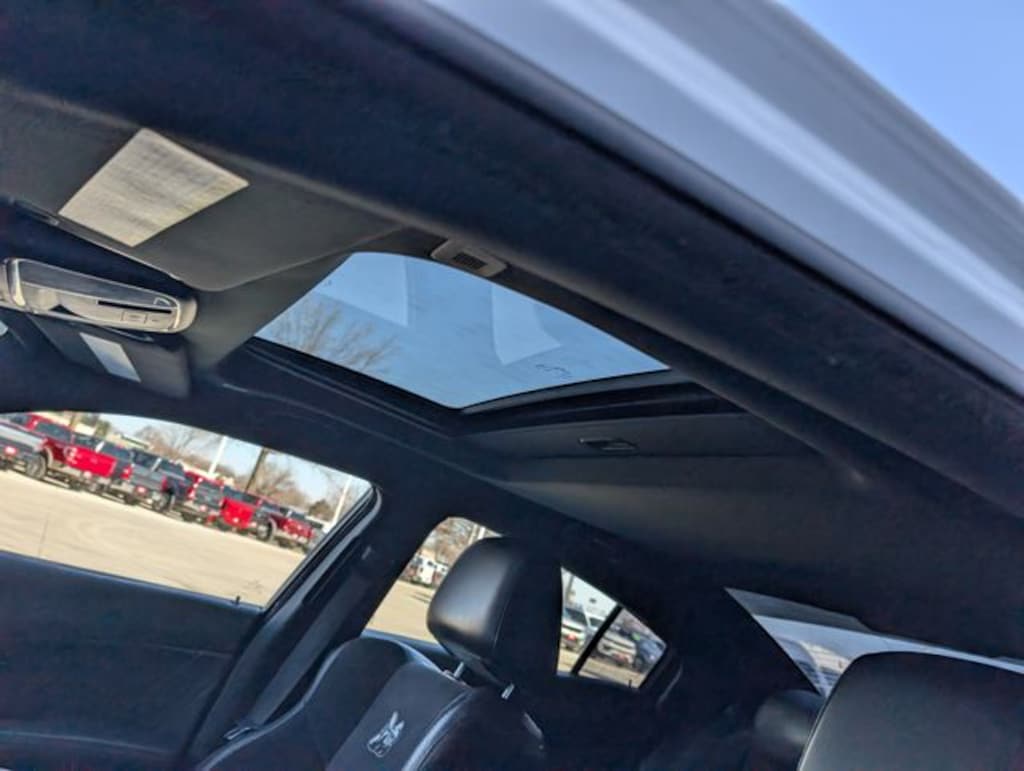 Used 2017 Dodge Charger R/T Scat Pack Sedan