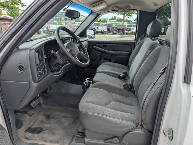 Used 2005 Chevrolet Silverado 1500 Work Truck with VIN 1GCEC14X85Z149169 for sale in Waterloo, IA