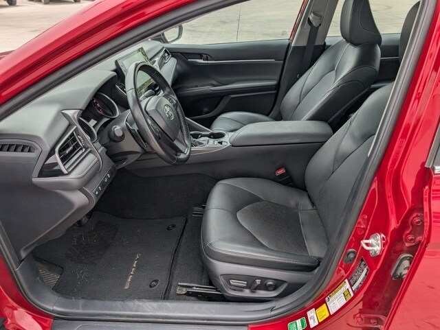 2023 Toyota Camry XSE photo 2
