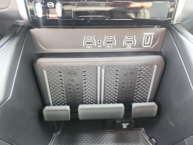 2026 RAM 1500 Laramie - Photo 9