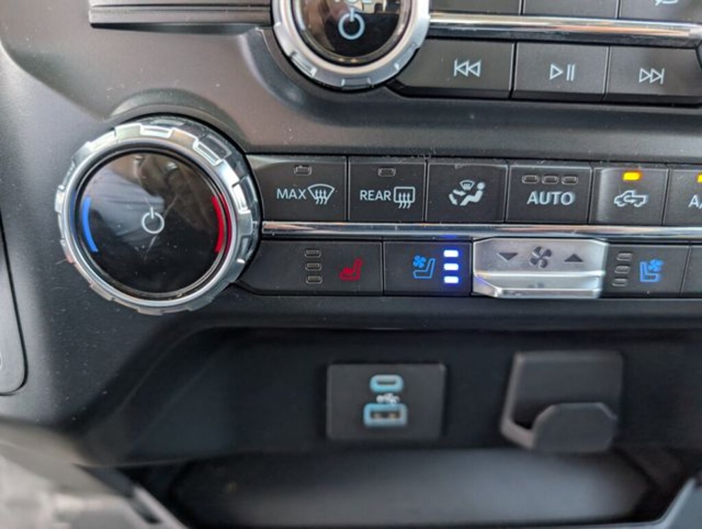 Used 2022 Ford F-150 Lariat Truck