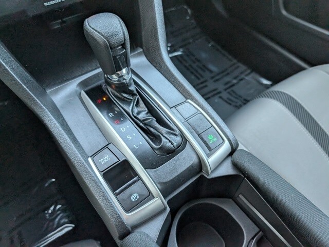 2018 Honda Civic LX photo 4