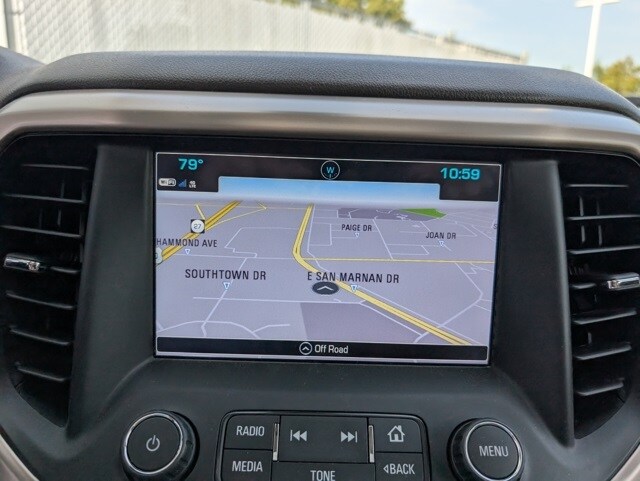 2018 Gmc Acadia Denali photo 2