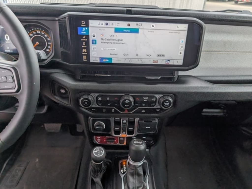 Used 2024 Jeep Wrangler Willys SUV