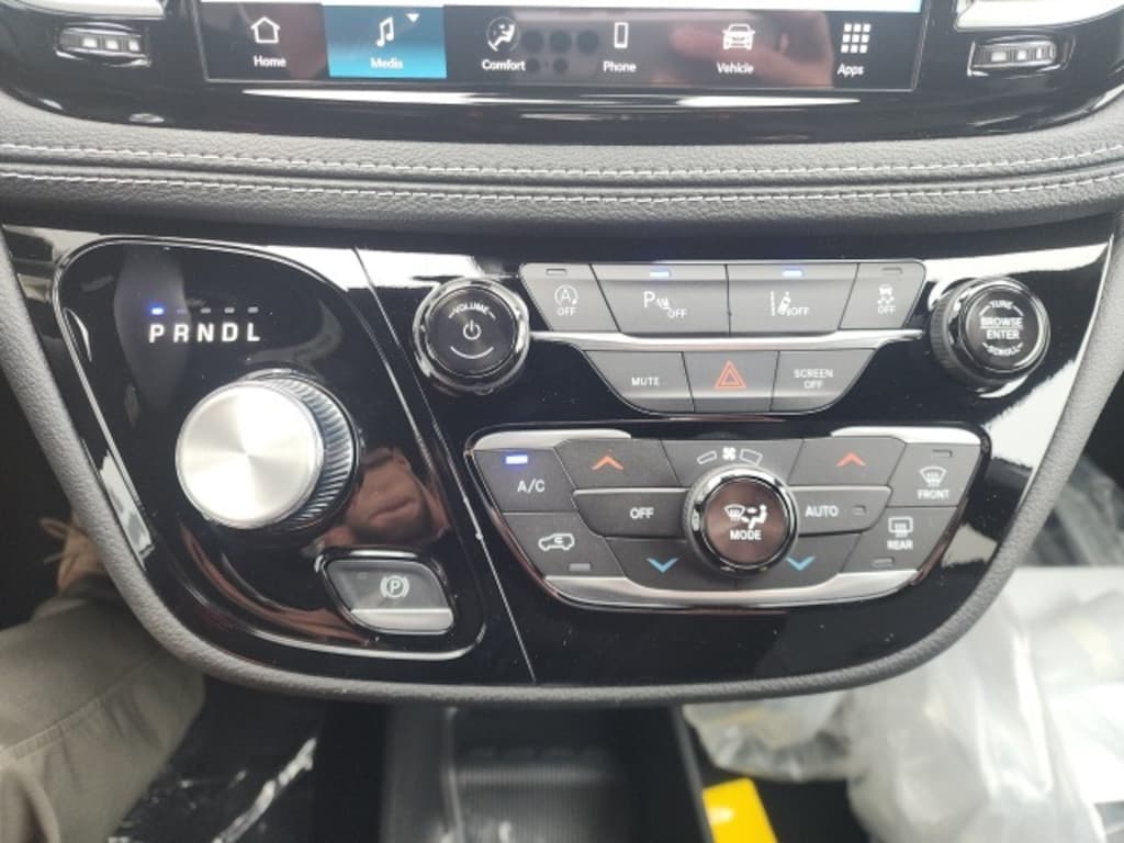 New 2026 Chrysler Pacifica Select Passenger Van