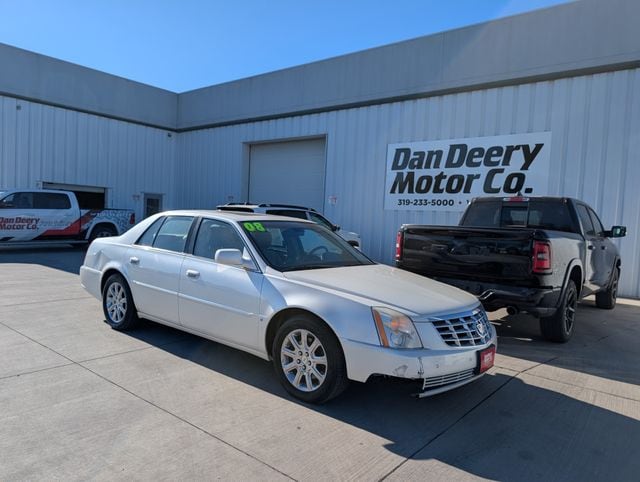 2008 Cadillac DTS Luxury II's photo