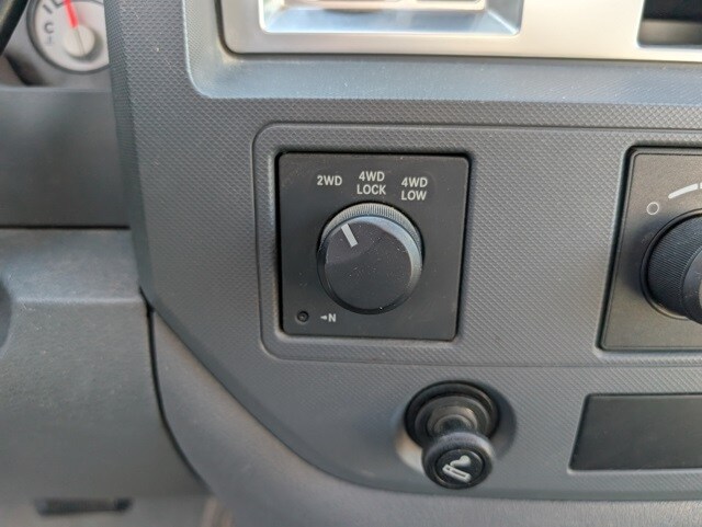 2008 Dodge Ram SLT photo 4