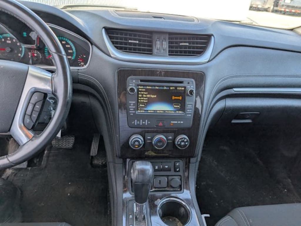 Used 2016 Chevrolet Traverse LT SUV