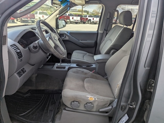 Used 2005 Nissan Frontier SE with VIN 1N6AD07W85C435967 for sale in Waterloo, IA