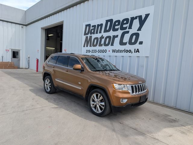 2011 Jeep Grand Cherokee Laredo 4WD's photo