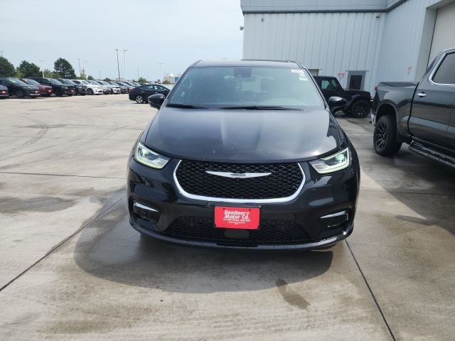 2026 Chrysler Pacifica Select - Photo 8