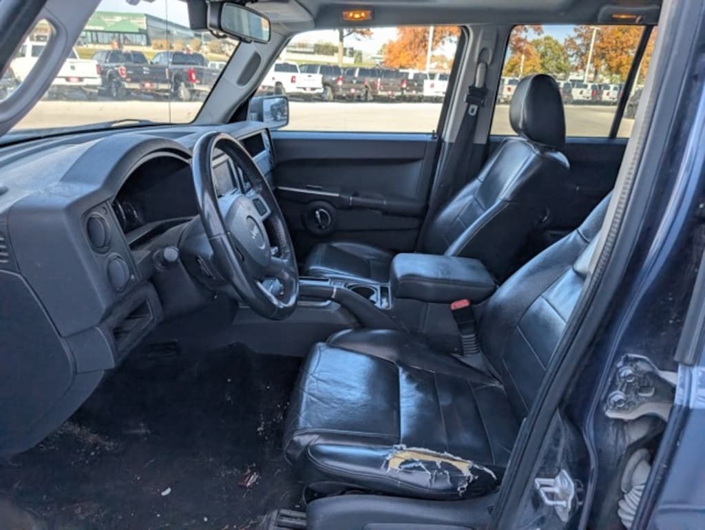 Used 2010 Jeep Commander Sport SUV