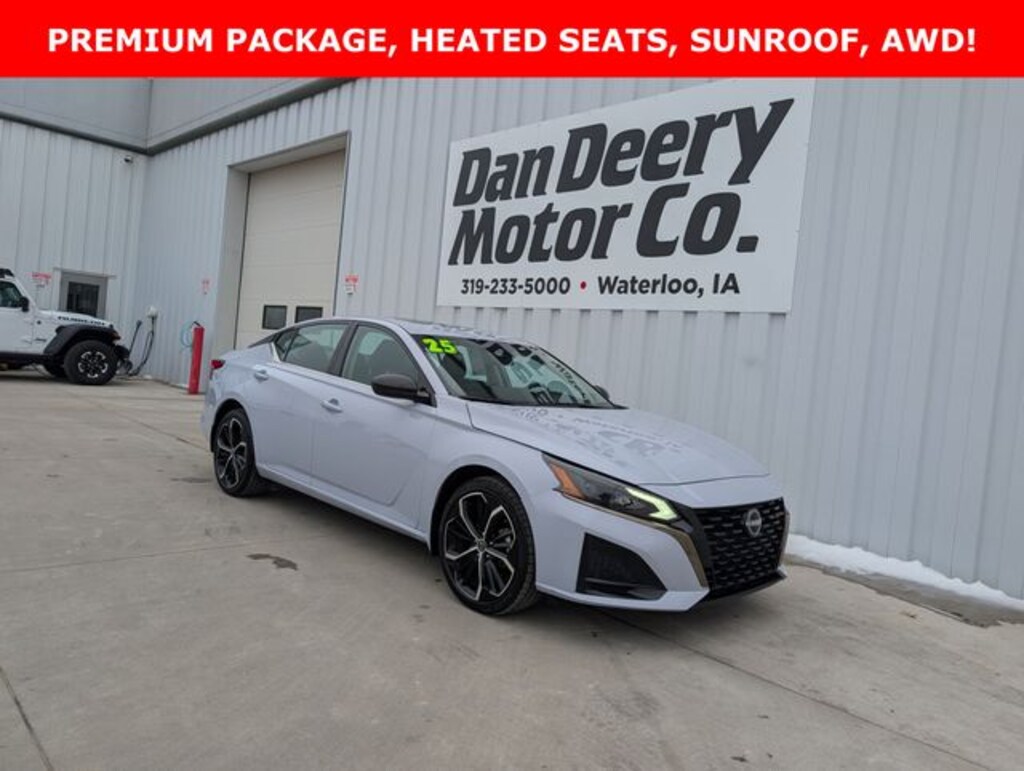 Used 2025 Nissan Altima 2.5 SR Sedan