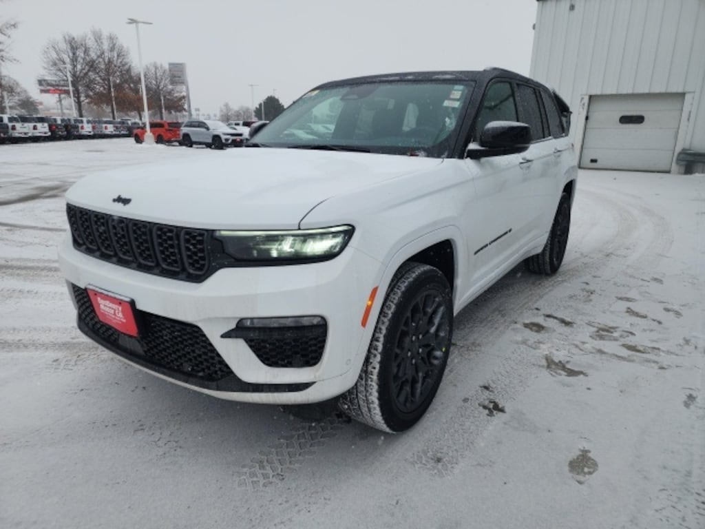 New 2025 Jeep Grand Cherokee Summit Sport Utility