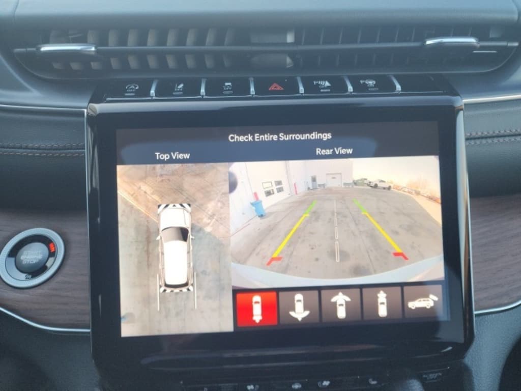 New 2025 Jeep Grand Cherokee L Summit Sport Utility