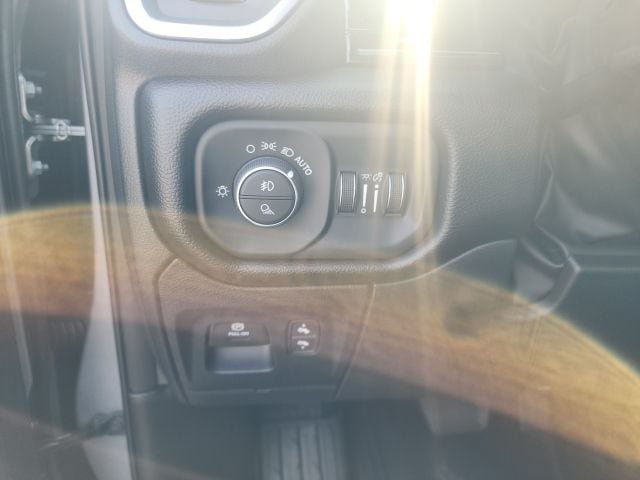2026 RAM 1500 Laramie - Photo 19