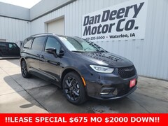 2026 Chrysler Pacifica Limited Passenger Van