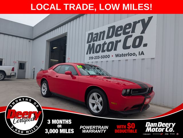 2014 Dodge Challenger SXT's photo