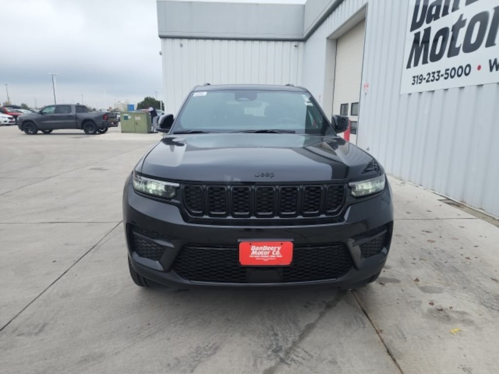 New 2025 Jeep Grand Cherokee Altitude X Sport Utility