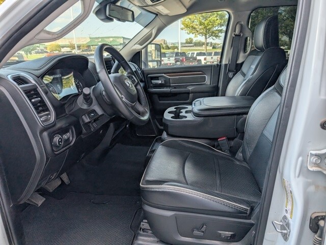 2024 Ram 2500 Laramie photo 2