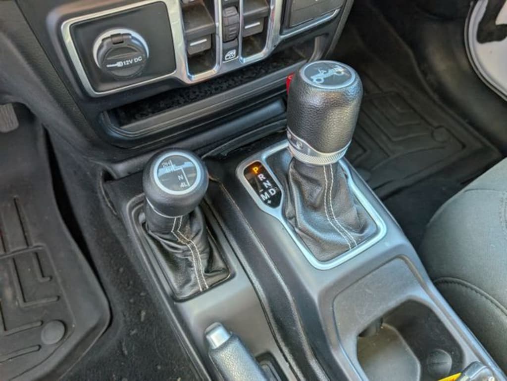 Used 2019 Jeep Wrangler Unlimited Sahara SUV