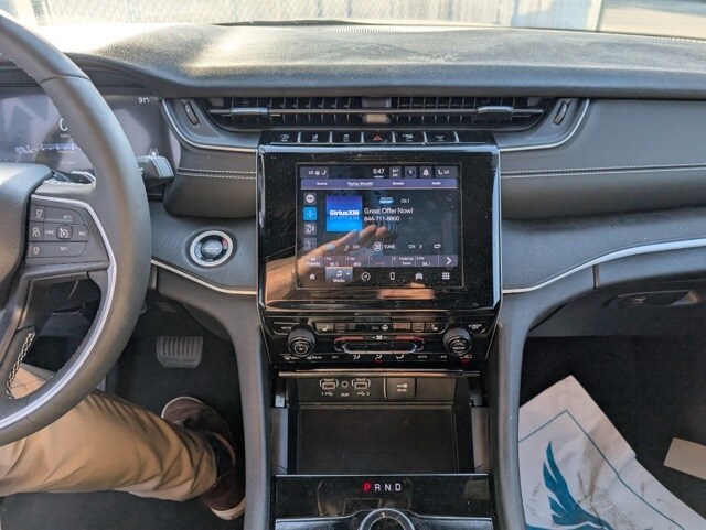 2024 Jeep Grand Cherokee Altitude X photo 3
