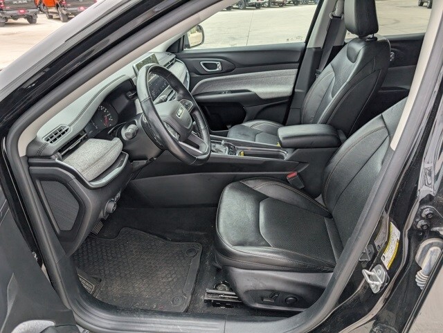 2022 Jeep Compass Latitude Lux Altitude photo 2