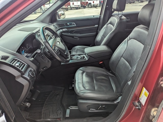Certified 2016 Ford Explorer Limited with VIN 1FM5K8FHXGGA92999 for sale in Waterloo, IA