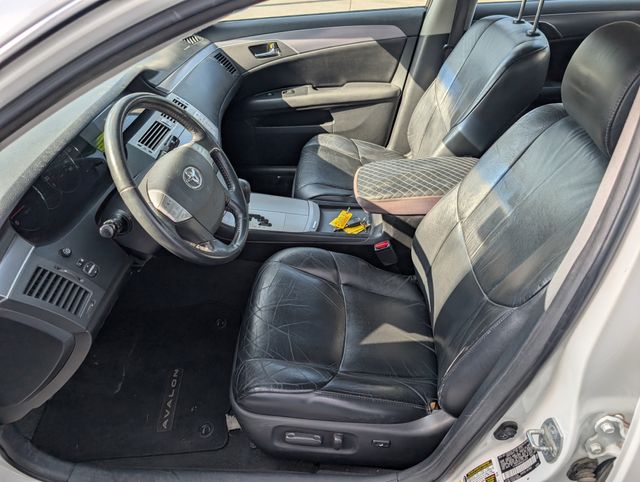 Used 2008 Toyota Avalon Touring with VIN 4T1BK36B88U281879 for sale in Waterloo, IA